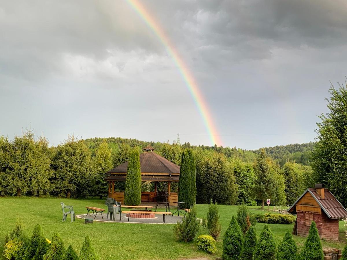 Domki Nad Stawem Uherce Uherce Mineralne Εξωτερικό φωτογραφία